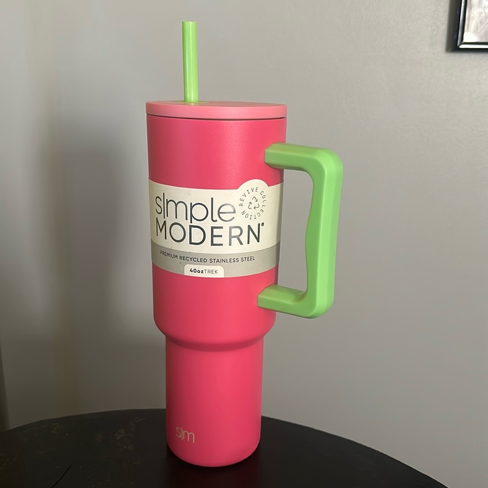 Simple Modern Watermelon Trek with Handle Bottle 40oz